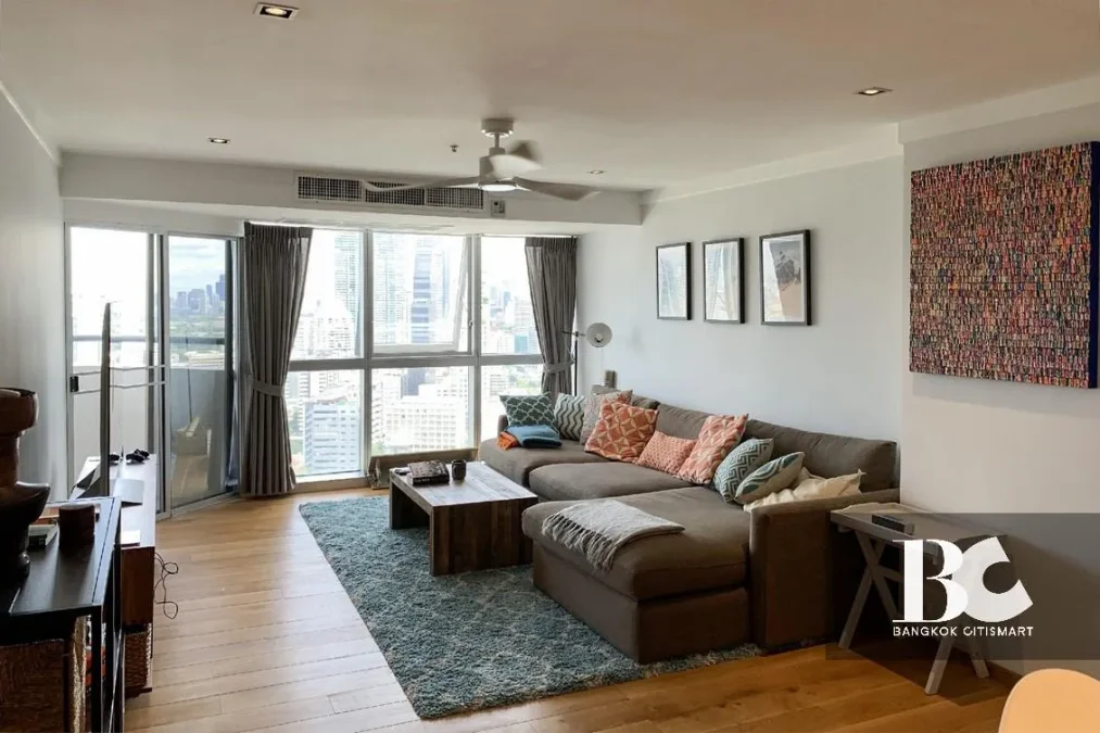 The Waterford Diamond