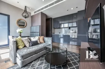 เดอะ ดิโพลแมท สาทร