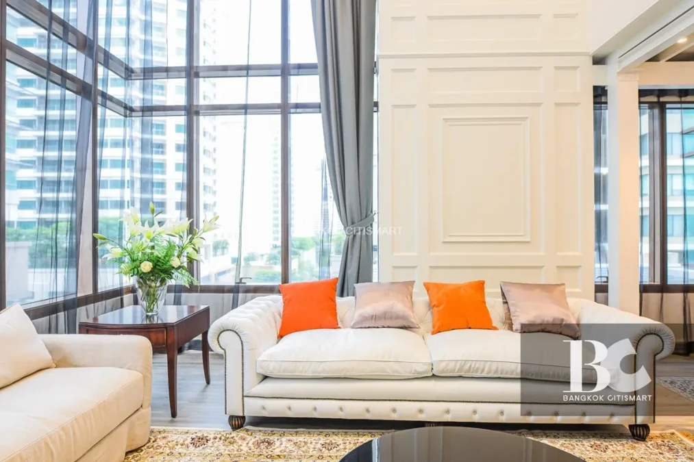 ดิ เอ็มโพริโอ เพลส คอนโดมิเนียมหรู กลางสุขุมวิท เพียงแค่ไม่กี่ก้าวสู่ BTS พร้อมพงษ์ และห้าง The Emporium.