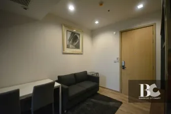 THE LINE
Jatujak Mochit