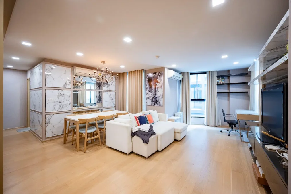 คอนโดใกล้รพ. BTS ทองหล่อ ร้านอาหาร