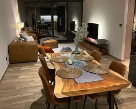 เดอะ ลอฟท์ อโศก คอนโดมิเนียมหรู ใจกลางเมืองบนทำเลย่านสุขุมวิท เพียง 350 เมตร จากแอร์พอร์ตลิ้ง มักกะสัน