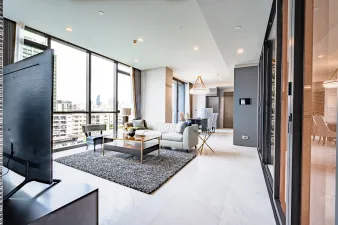 เดอะ โมนูเมนต์ ทองหล่อ ใส่ใจในทุกความเหนือระดับ