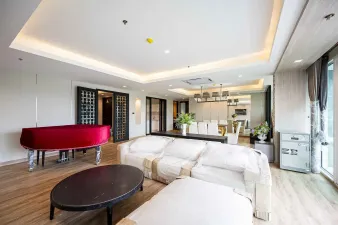 คอนโดหรู เพียง 600 ม จาก BTS ทองหล่อ