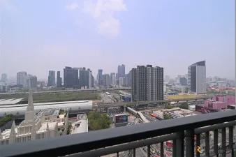 คิว คอนโด อโศก