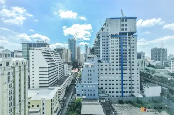 ริทึ่ม รางน้ำ