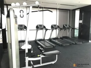 ริธึ่ม สาทร