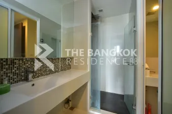 ริธึ่ม สุขุมวิท 44/1