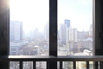 แอชตัน อโศก