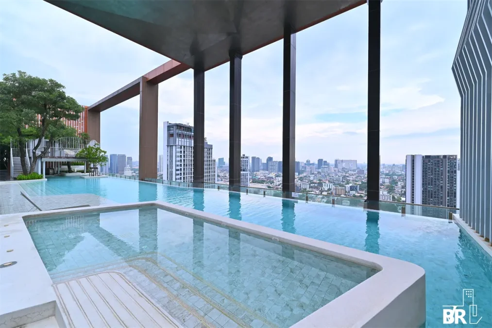 วิสซ์ดอม อเวนิว รัชดา-ลาดพร้าว