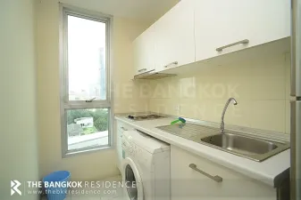 ไลฟ์ แอท สาทร 10