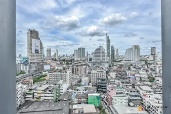 โนเบิล รีโว สีลม