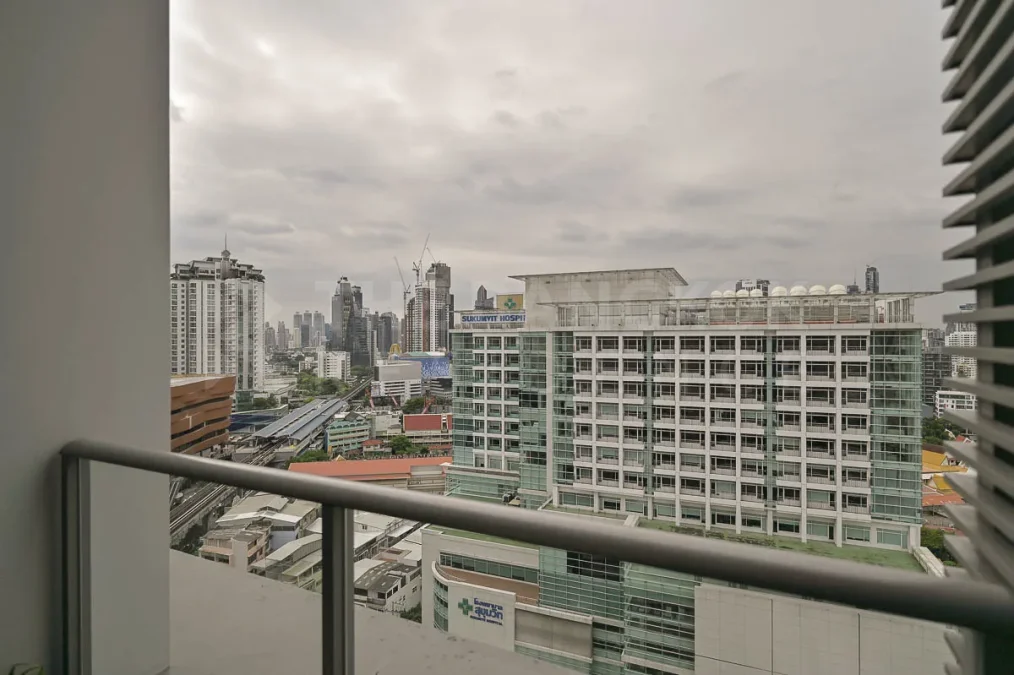 เดอะ ลอฟท์ เอกมัย