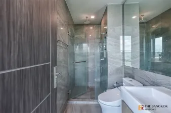 ไอดีโอ คิว วิคตอรี่