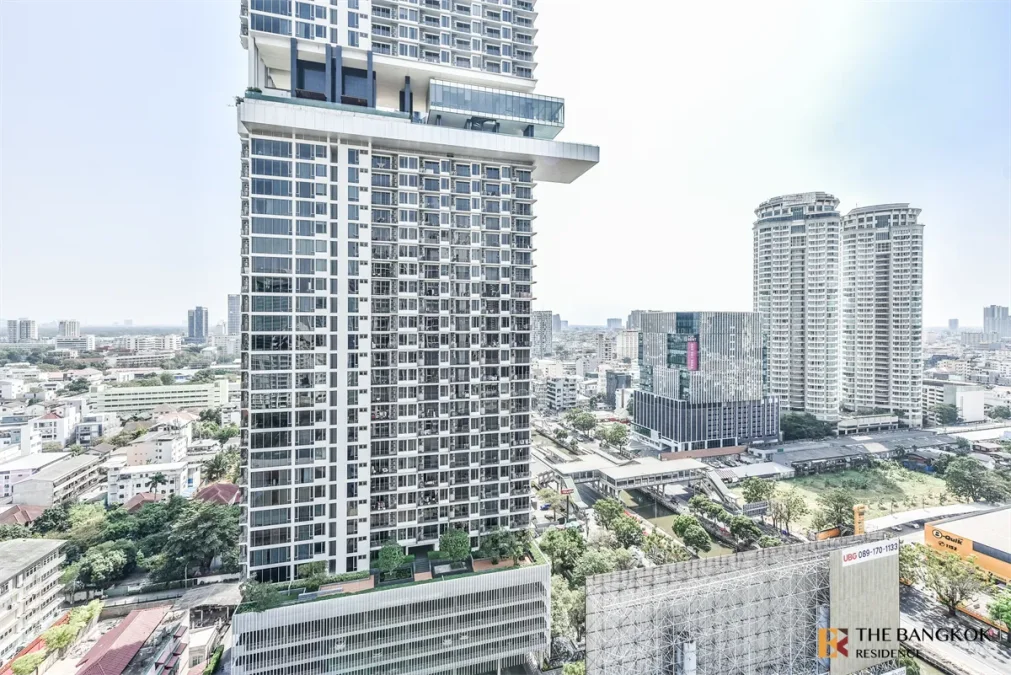 ริทึ่ม สาทร-นราธิวาส