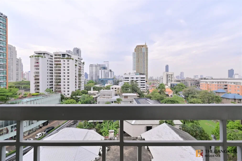 รอยัล คาสเทิล สุขุมวิท