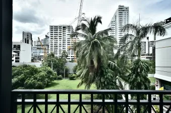 เวนิโอ สุขุมวิท 10