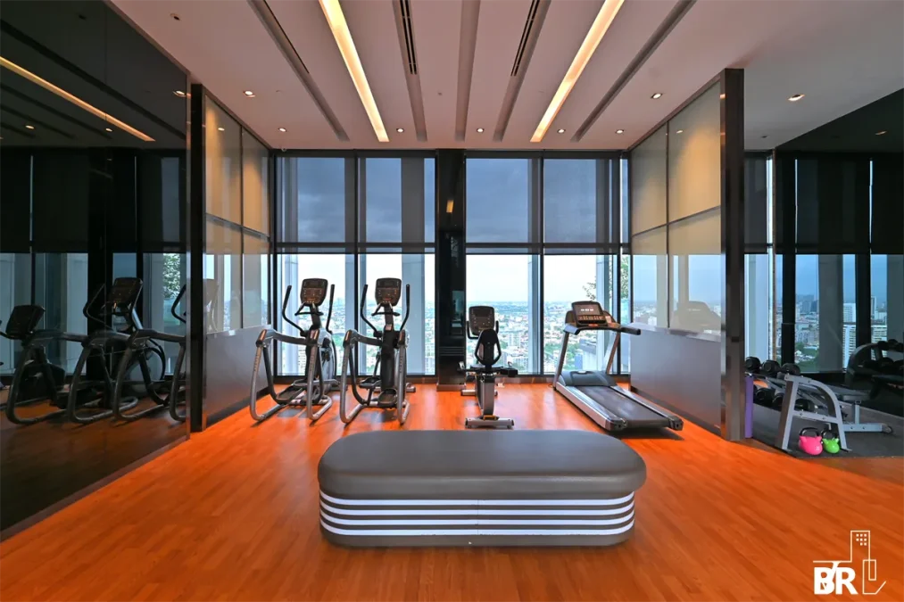 ริธึ่ม เอกมัย