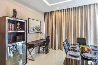 เดอะ แบงค็อค สาทร