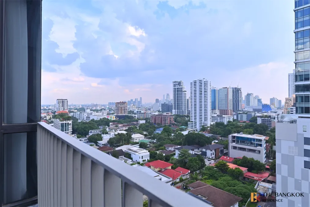 เอชคิว บาย แสนสิริ