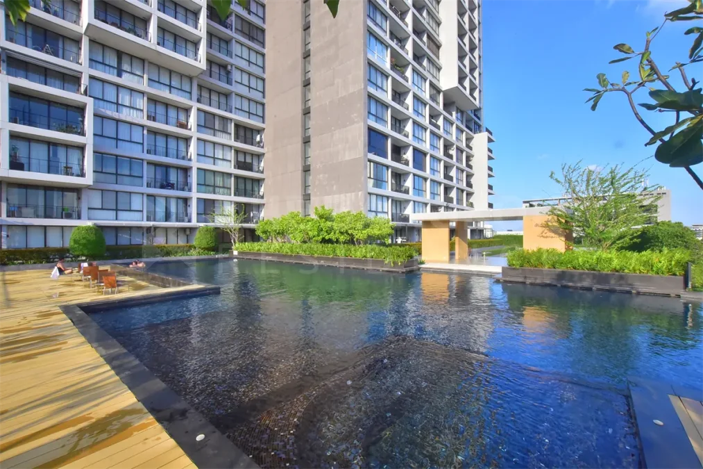 ดิ อิสสระ ลาดพร้าว