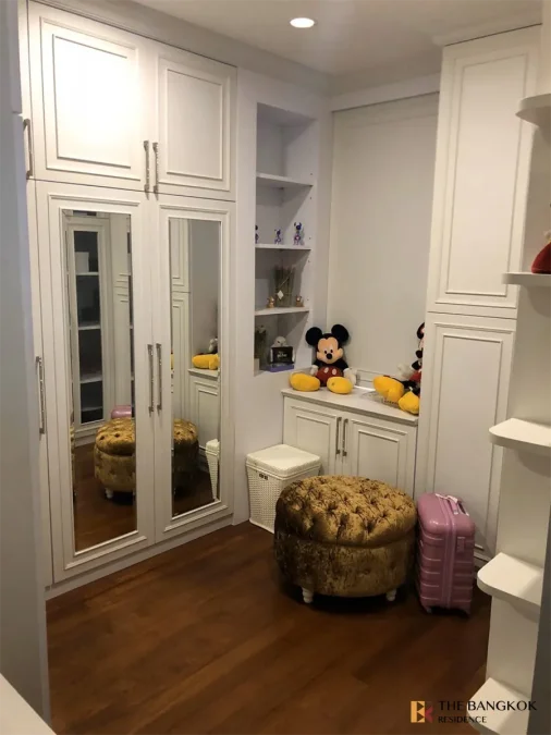 แอชตัน มอร์ฟ 38