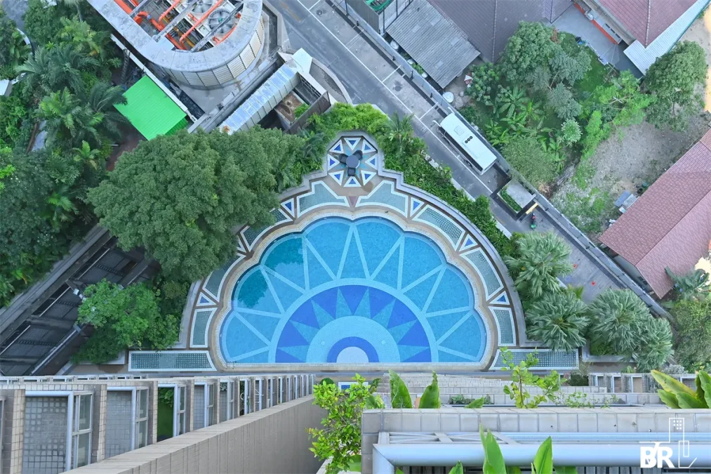 ออล ซีซั่น แมนชั่น