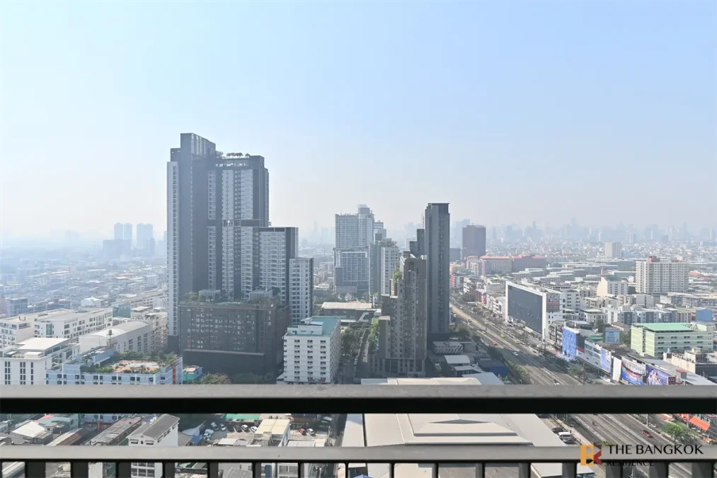 ไลฟ์ รัชดาภิเษก