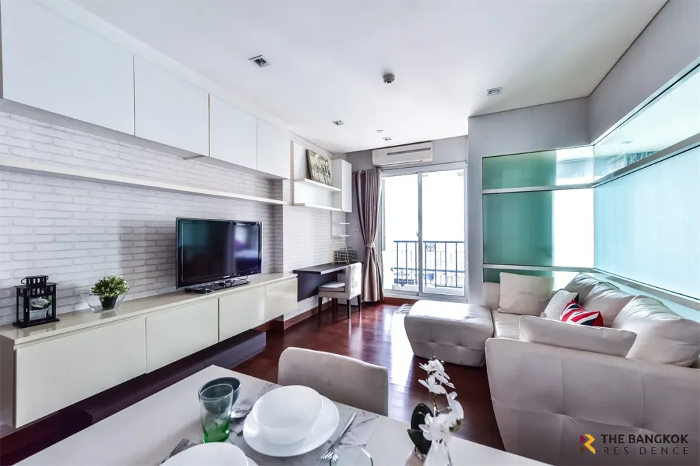 ไอวี ทองหล่อ