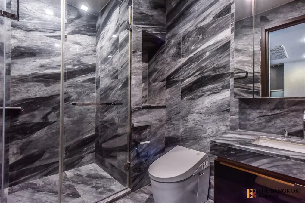 เดอะ โมนูเมนท์ สนามเป้า