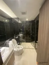 อัลติจูด สามย่าน-สีลม