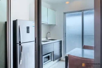 เซ็นทริค สาทร - เซ็นต์หลุยส์