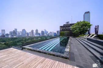 สินธร ต้นสน