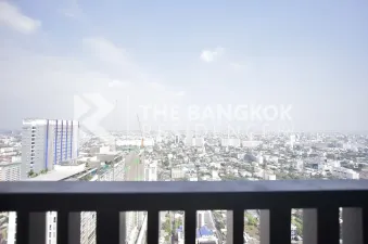 ไลฟ์ ลาดพร้าว