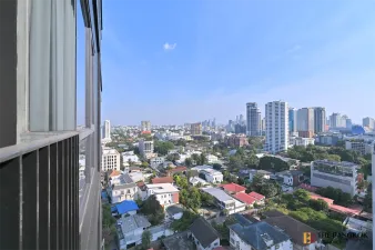 เอชคิว บาย แสนสิริ