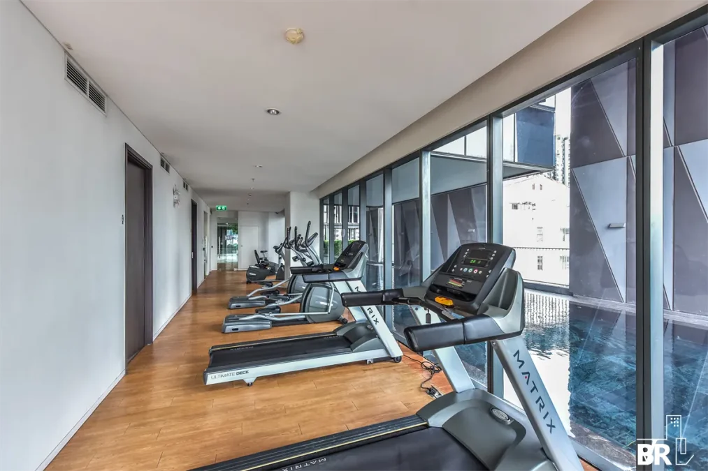 ไซมิส ราชครู