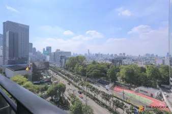 คอนโด ไอวี่ แอมพิโอ