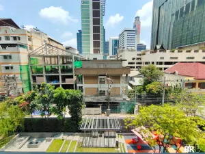 พาร์ค ออริจิ้น พญาไท