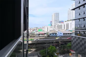 เดอะ ไลน์ อโศก-รัชดา