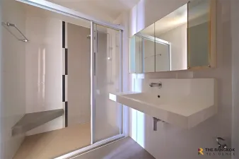 ริธึ่ม รัชดา