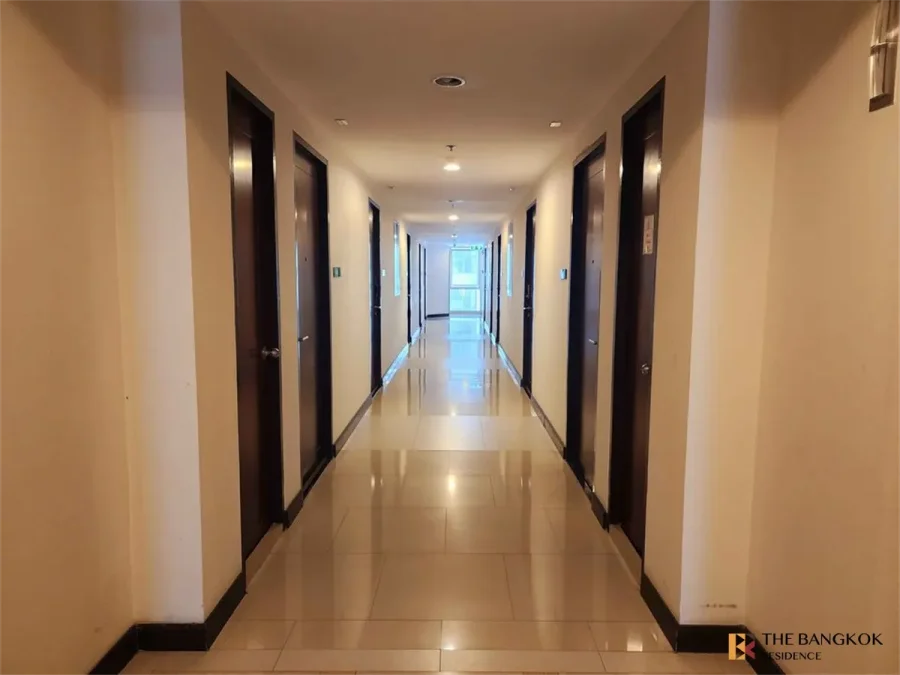 แอ็บสแตรกส์ พหลโยธิน พาร์ค