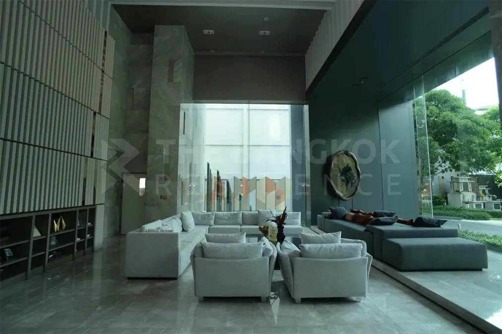 เดอะรูม บีทีเอส วงเวียนใหญ่