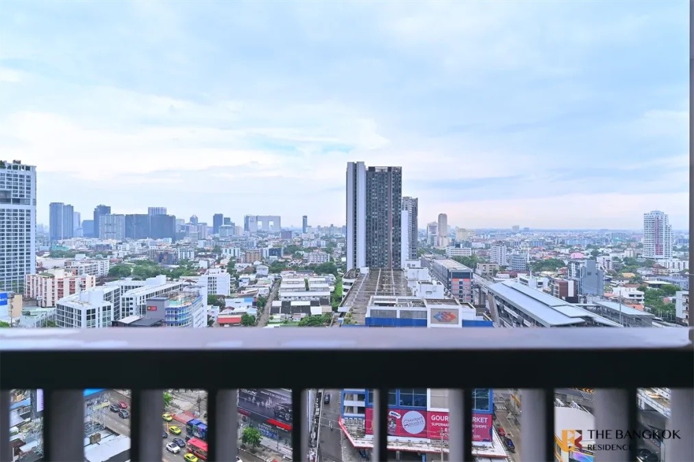 วิสซ์ดอม อเวนิว รัชดา-ลาดพร้าว