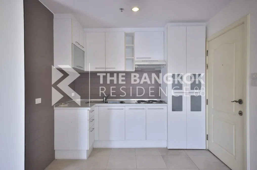 แกรนด์ พาร์ควิว อโศก