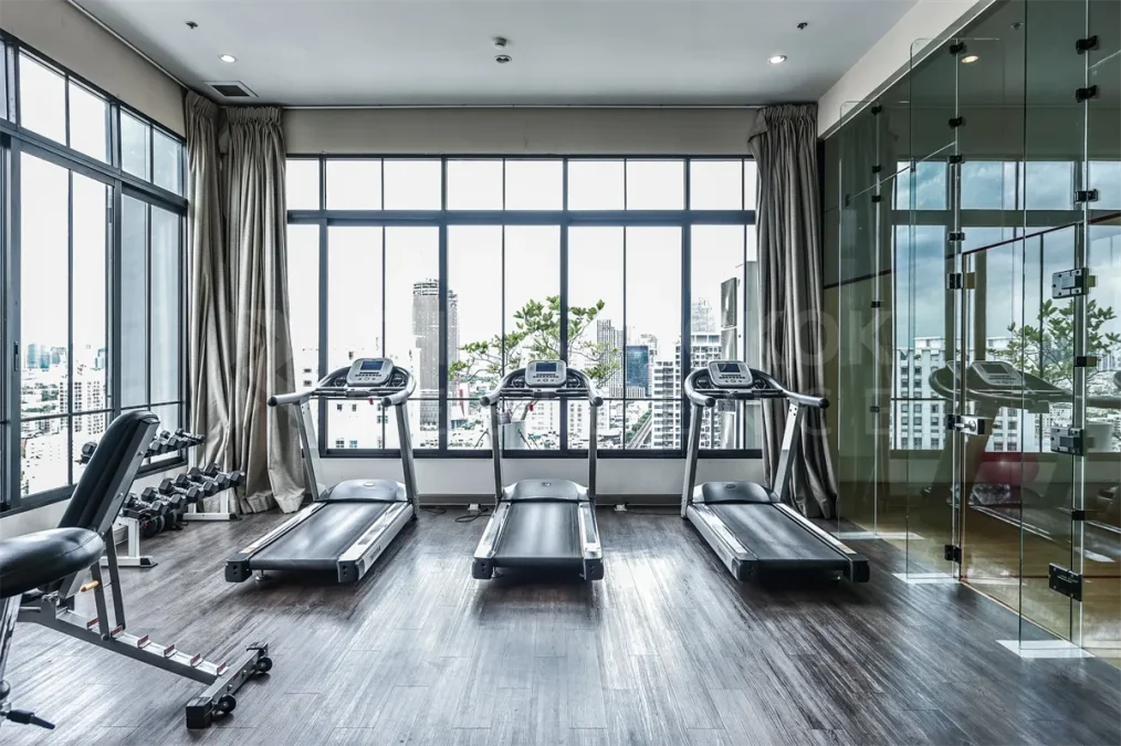 ดิ เอดิเตอร์