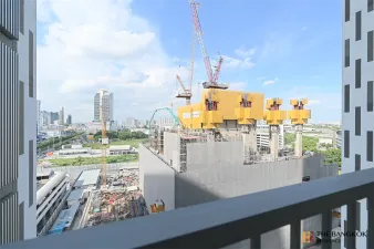 โนเบิล รีวอล์ฟ รัชดา