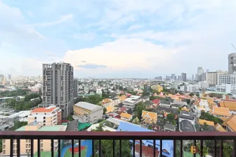 โนเบิล รีวีว