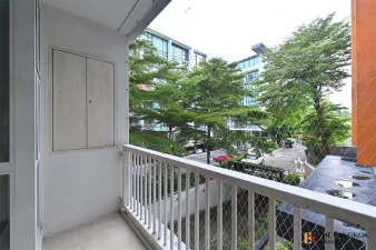 ดี65 คอนโดมิเนียม