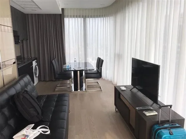 ขายพร้อมผู้เช่าคอนโดมิเนียม แอชตัน จุฬา-สีลม  62.79 sq.m, 2 ห้องนอน