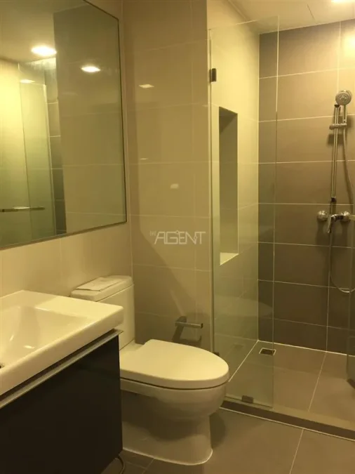 ขายพร้อมผู้เช่าคอนโดมิเนียม เวนิโอ สุขุมวิท 10  33.8 sq.m, 1 ห้องนอน